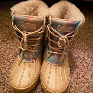 Girl’s Magellan Winter Boots